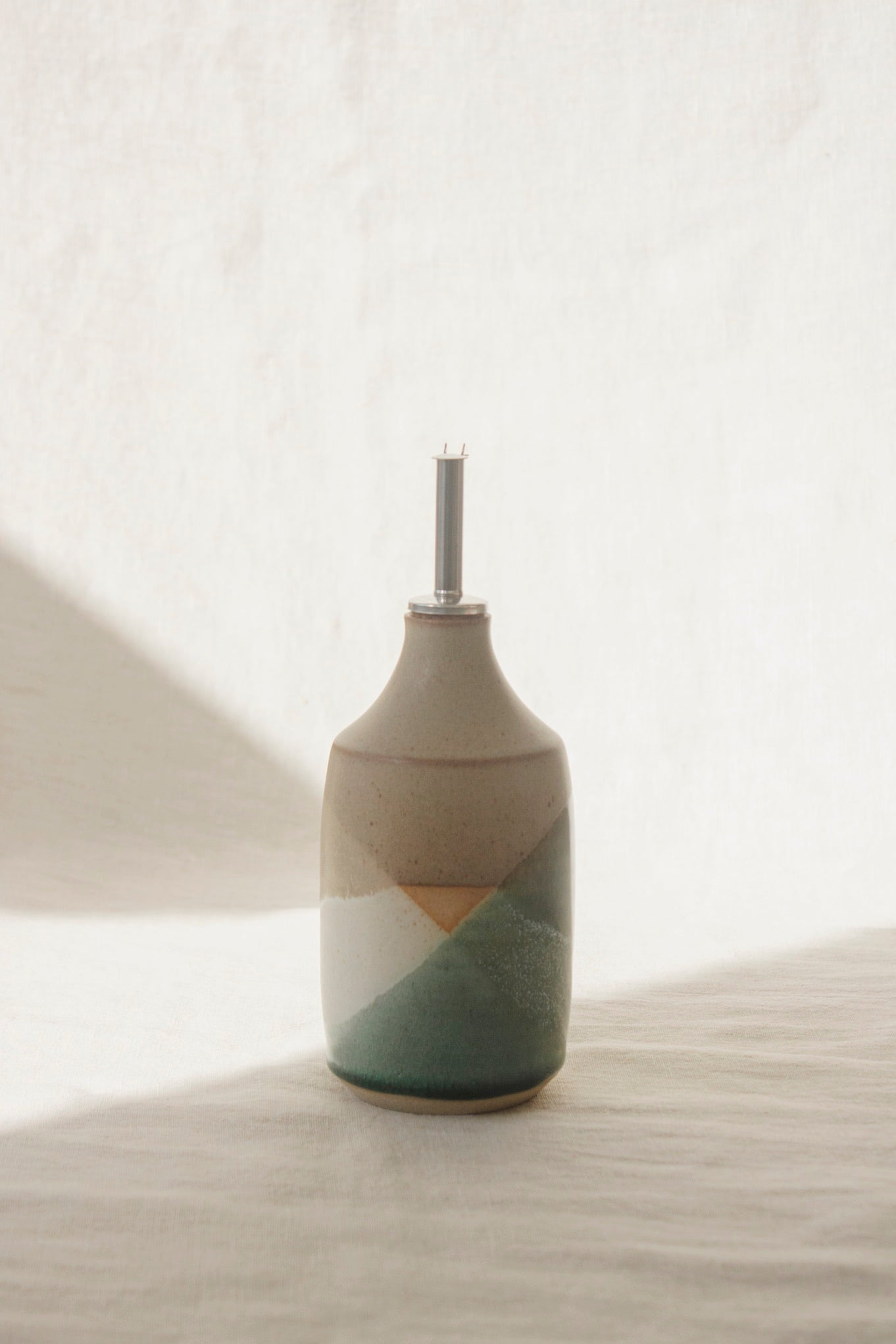 Liz Vidal Oil Pourer | Dipped Glazes