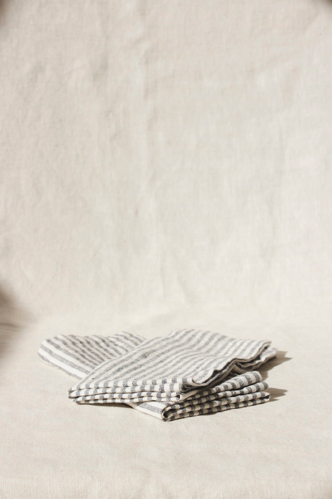 Linen Napkins Sets-Napkins-Linen Tales-Ondine Ash