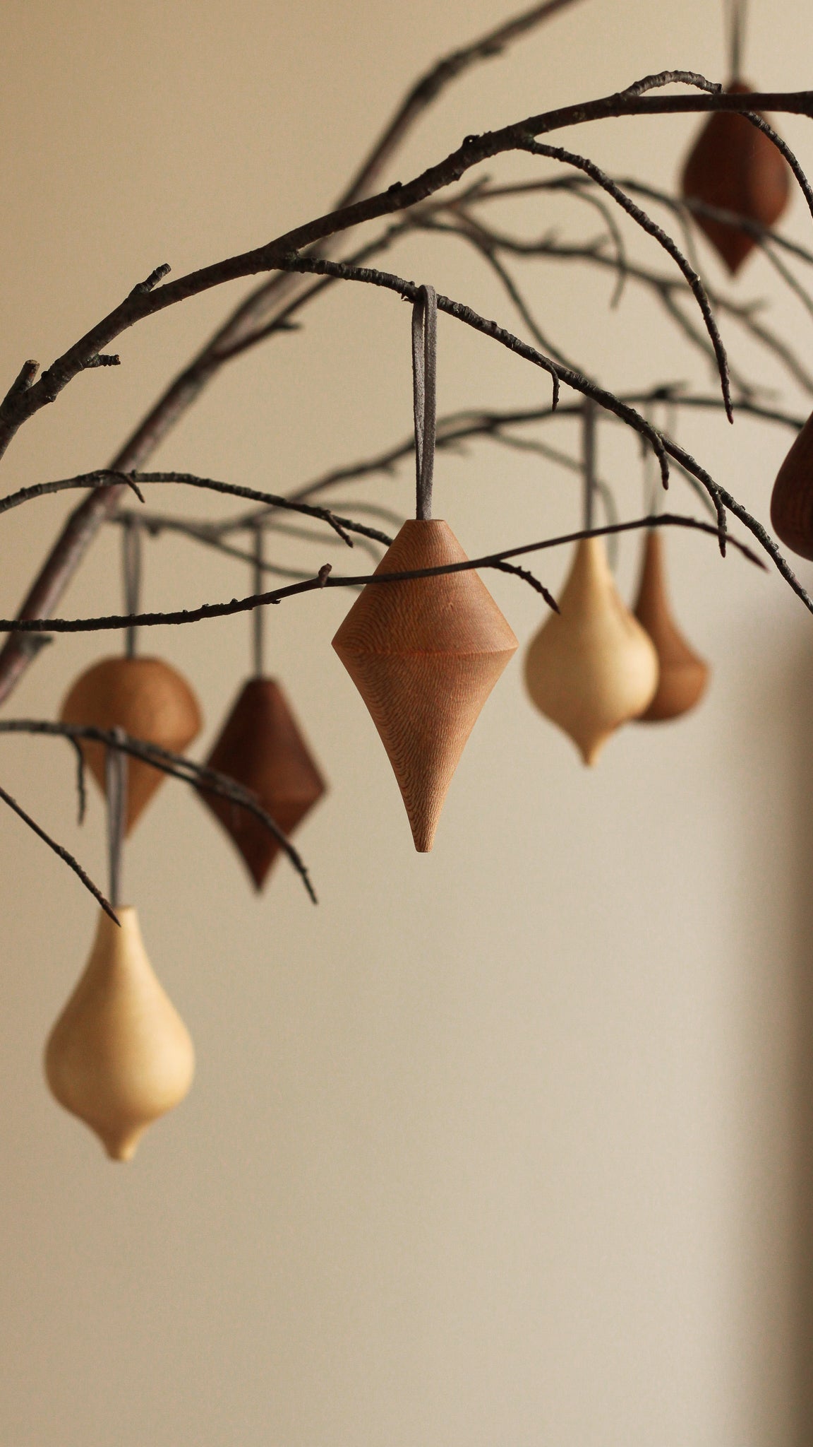 Hand Carved Wooden Bauble | Dark Diamond