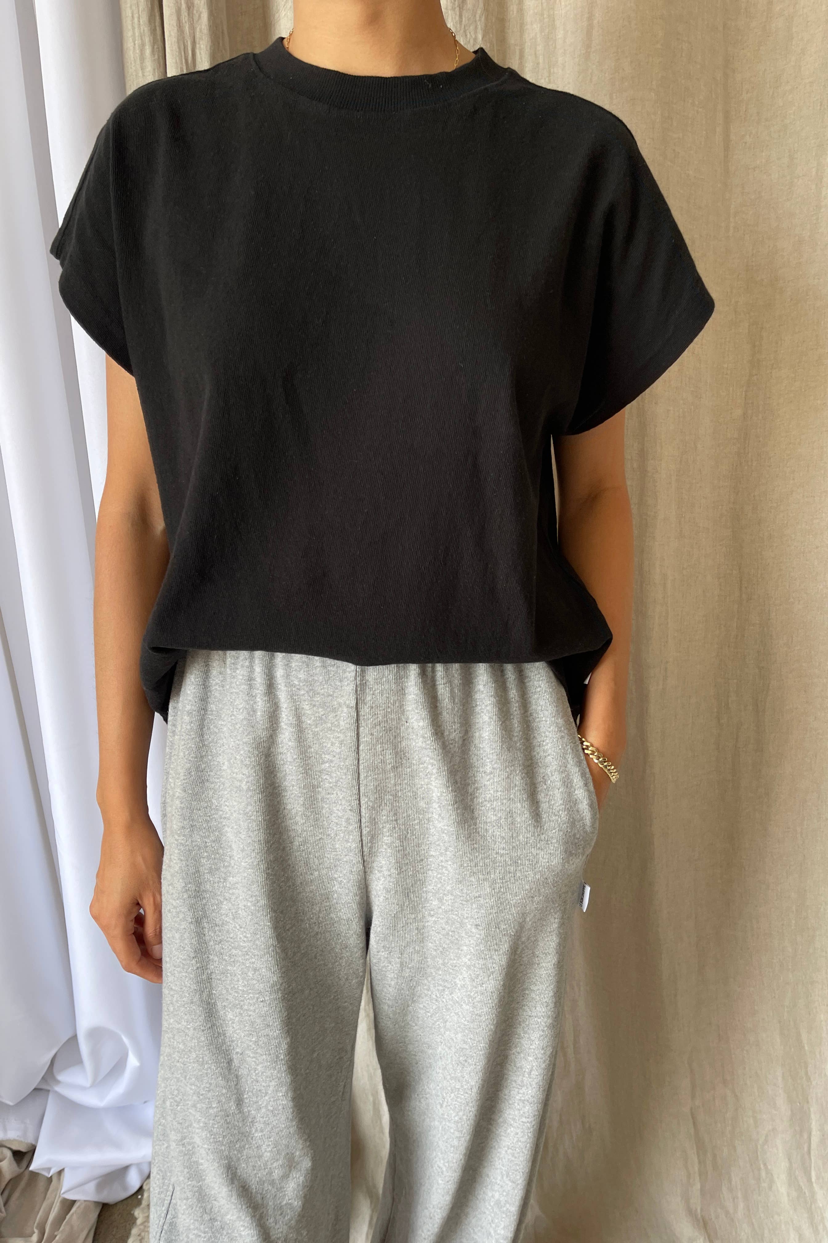 Le Bon Shoppe Jeanne Tee | Washed Black