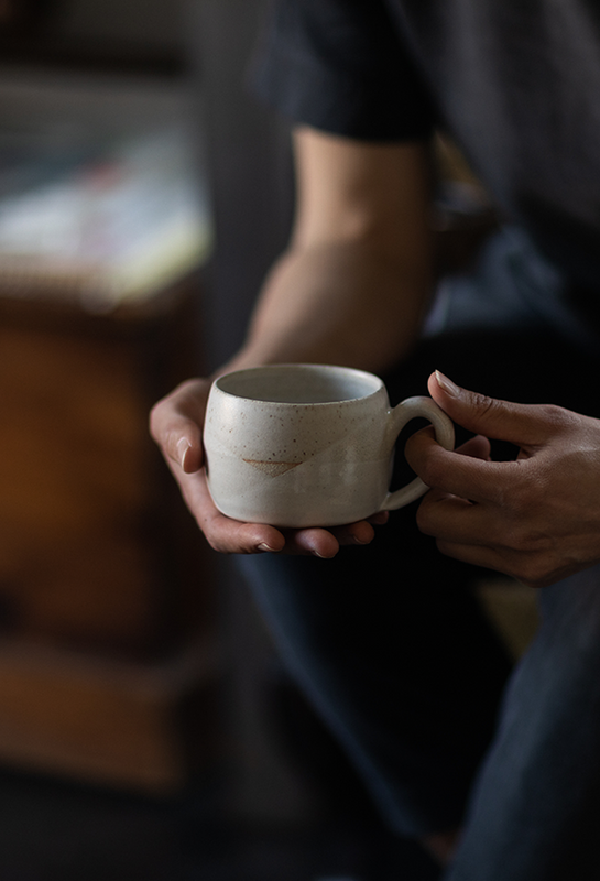 Liz Vidal cup - Ondine Ash