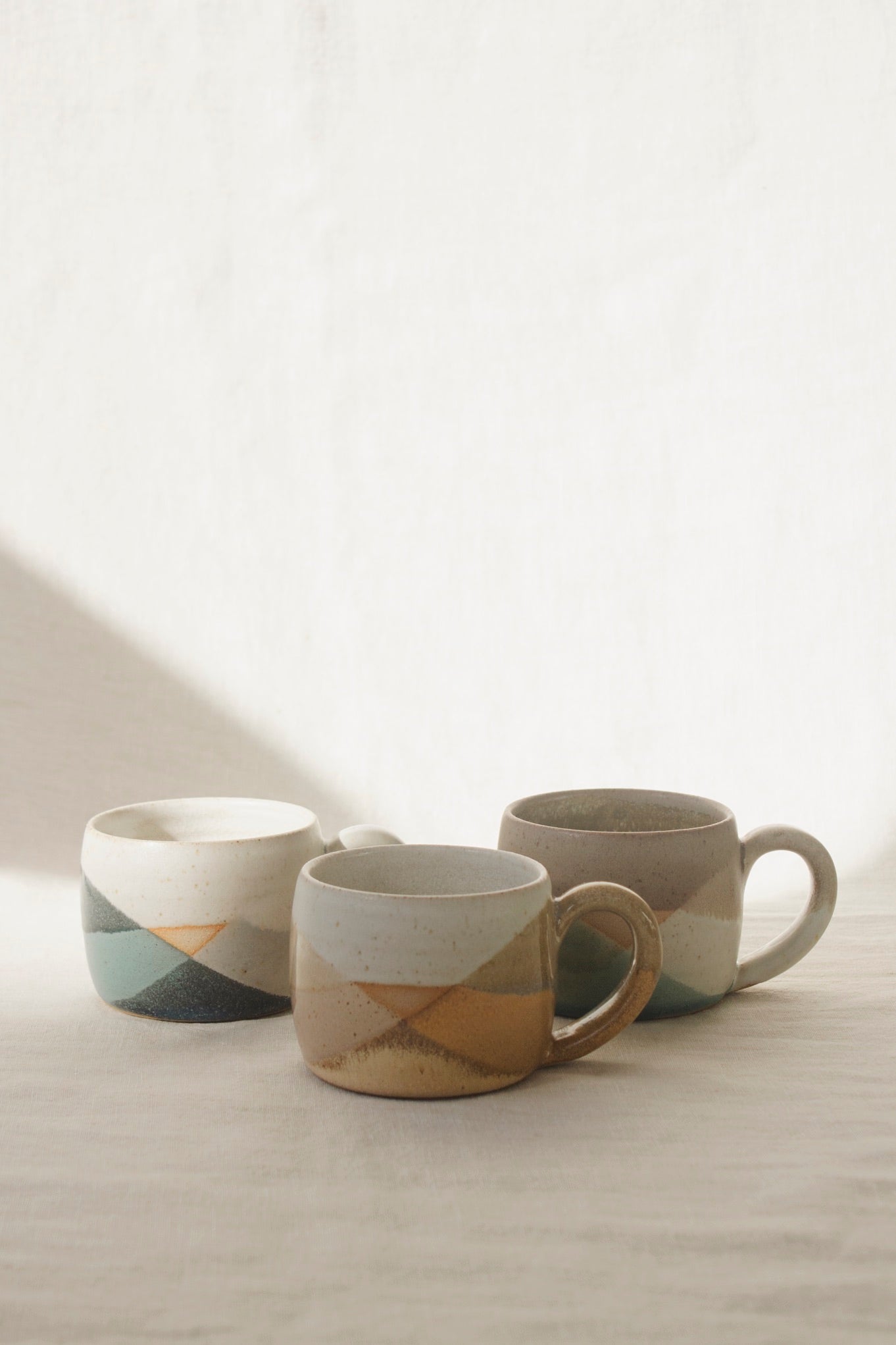 Liz Vidal Mug | White + Earth-Ceramic-Liz Vidal-Ondine Ash