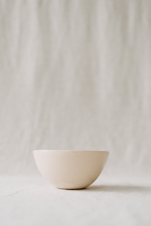 Brickett Davda Bowls in Blossom