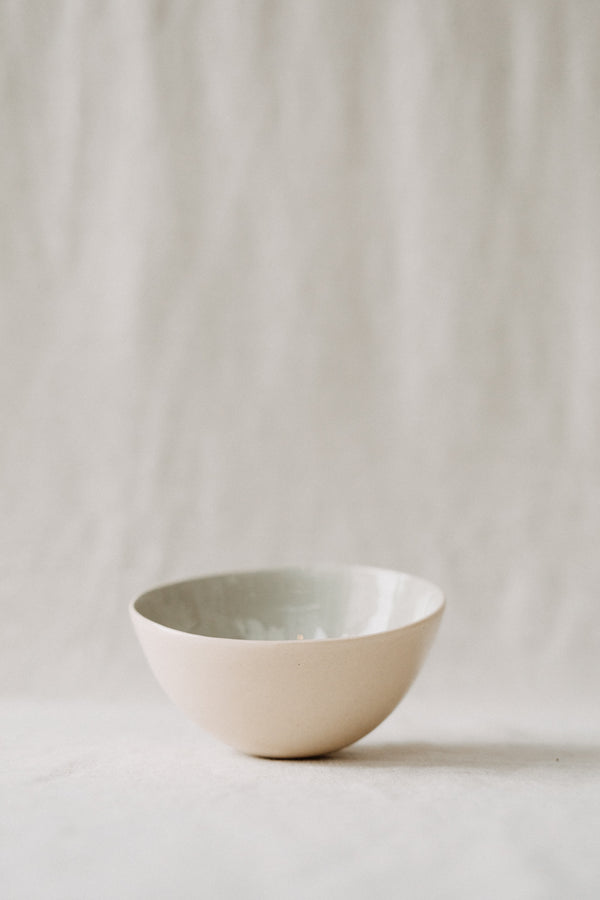 Brickett Davda Bowls in Aloe
