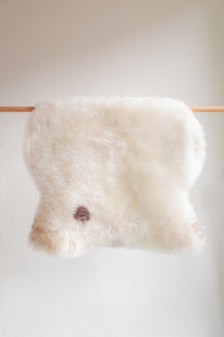 Sheepskin Rug | British Rare Breed | Spotted Natural