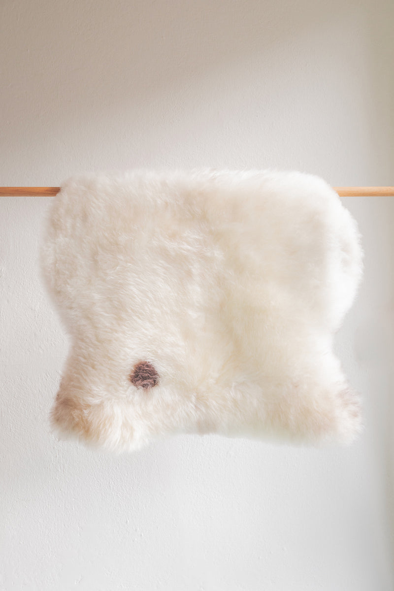 Sheepskin Rug | British Rare Breed | Spotted Natural